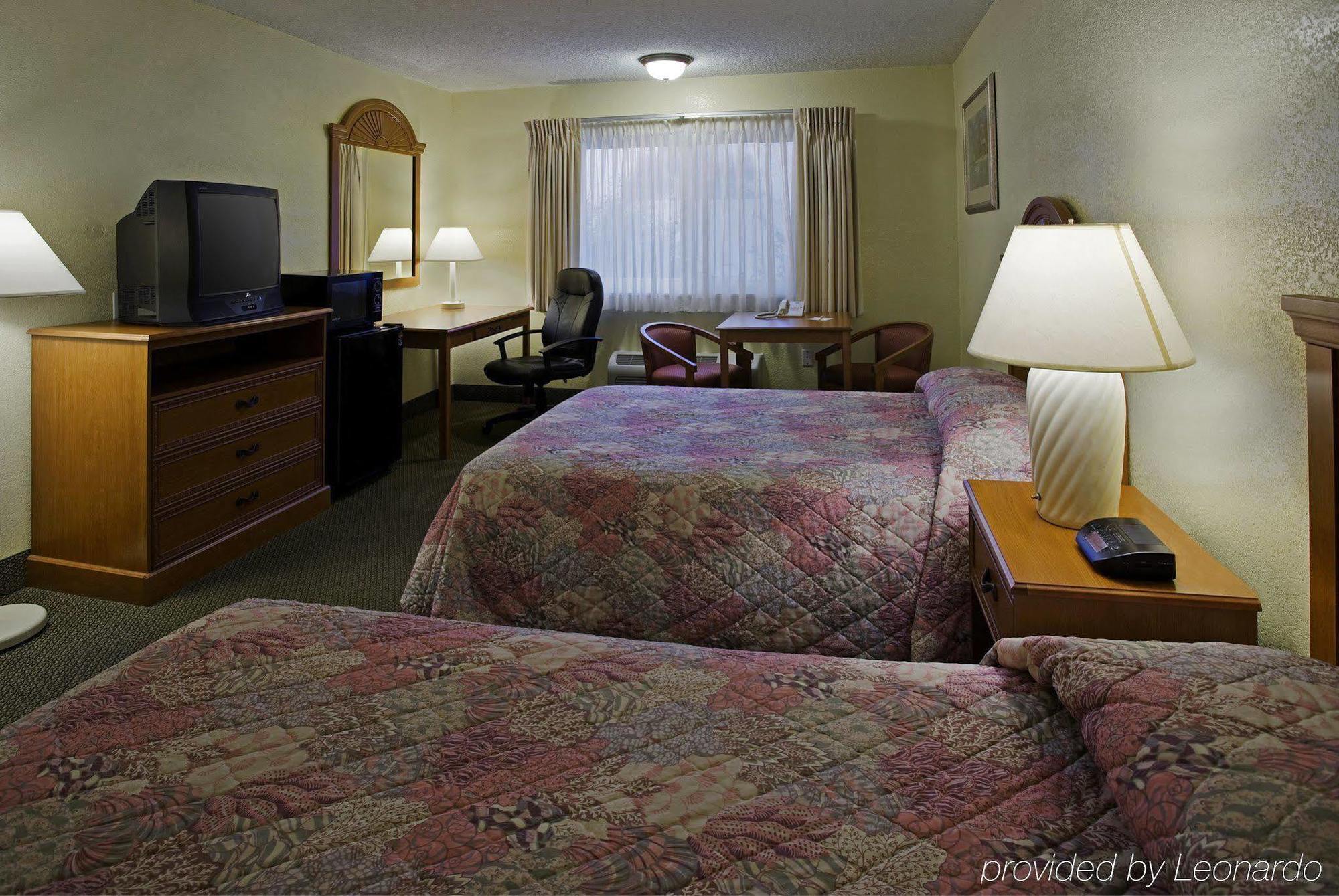 Super 8 By Wyndham Oceanside Marty'S Valley Inn Camera foto