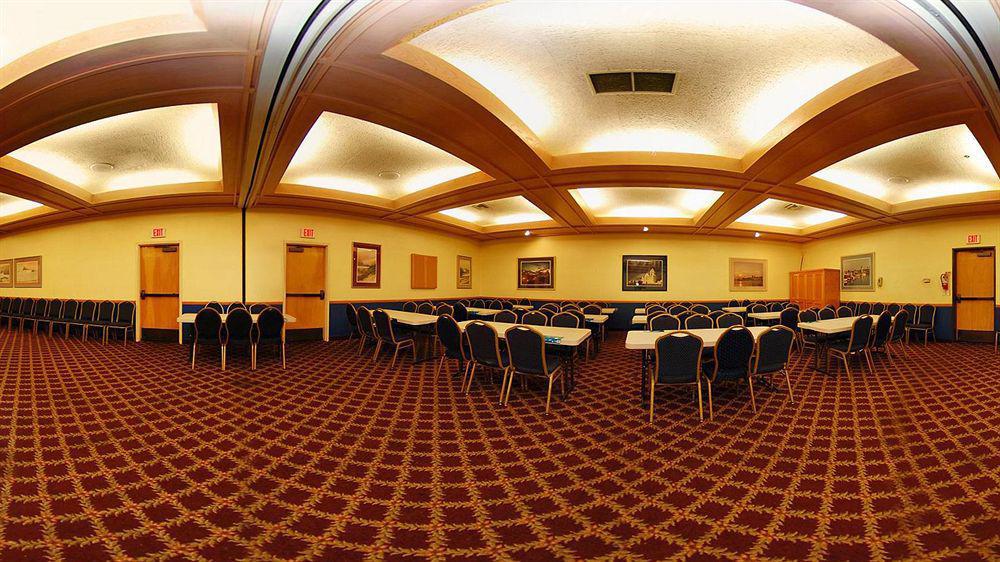 Super 8 By Wyndham Oceanside Marty'S Valley Inn Esterno foto